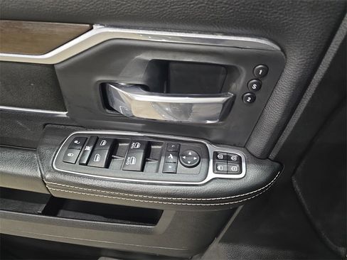 Used 2023 RAM 3500 Laramie image 29