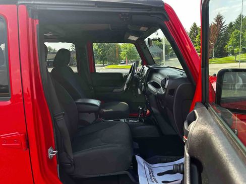 Used 2017 Jeep Wrangler Unlimited Sport image 56