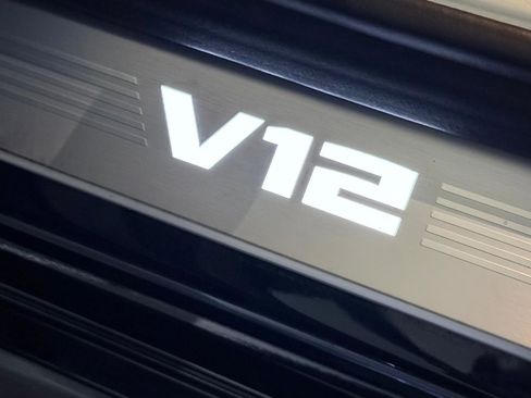 Used 2017 BMW M760i xDrive AWD/4WD image 17