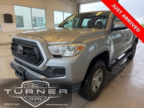 Used 2021 Toyota Tacoma SR AWD/4WD image 4