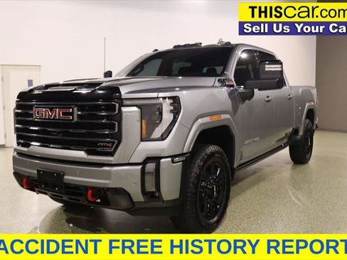 Used 2024 GMC Sierra 2500 AT4 w/ AT4 Premium Plus Package AWD/4WD image 4