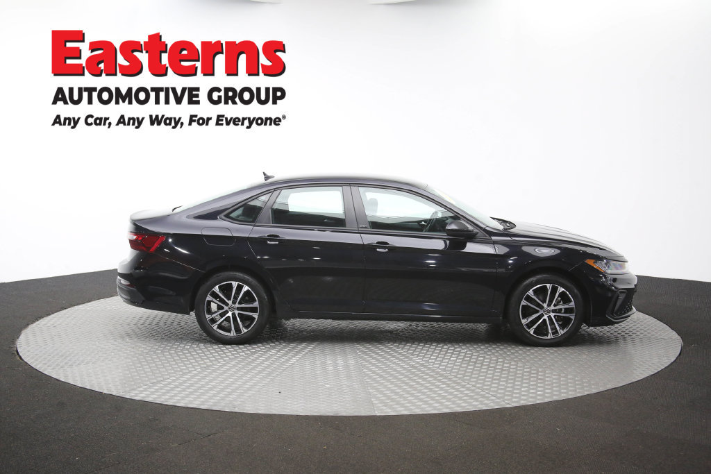 Used 2025 Volkswagen Jetta Sport FWD image 47