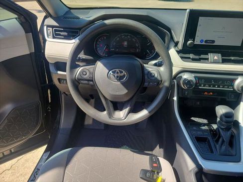 Certified 2025 Toyota RAV4 XLE image 22