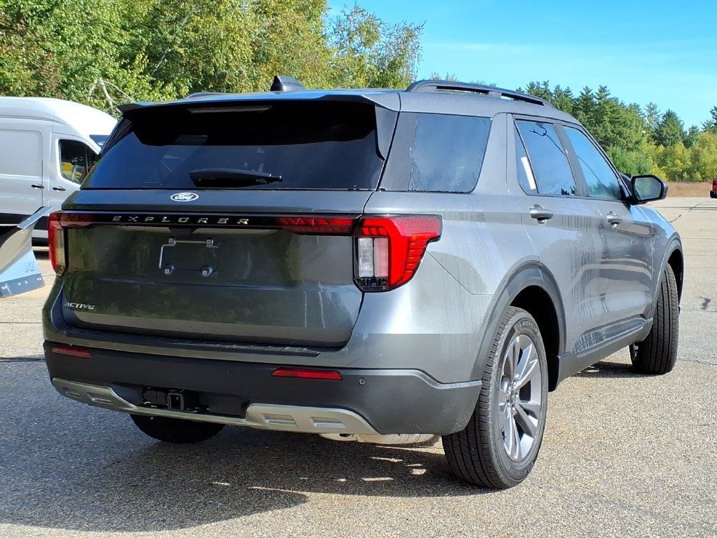 New 2027 Ford Explorer Active w/ Active Comfort Package AWD/4WD image 5