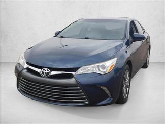Used 2017 Toyota Camry XLE FWD video 2