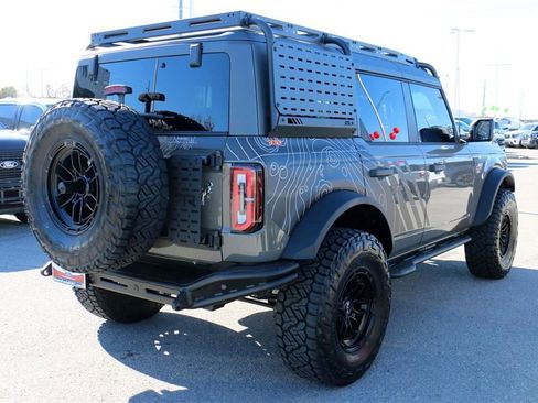 New 2025 Ford Bronco Badlands image 5