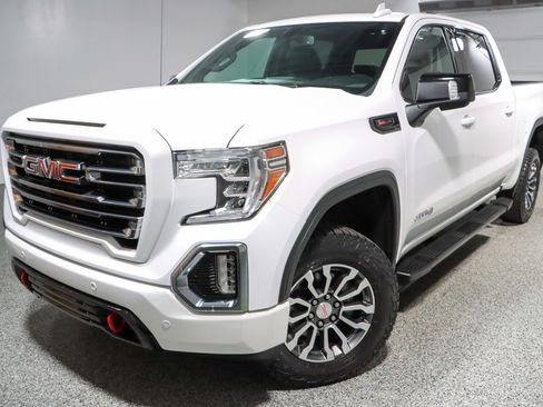 Used 2020 GMC Sierra 1500 AT4 w/ AT4 Premium Package AWD/4WD image 34