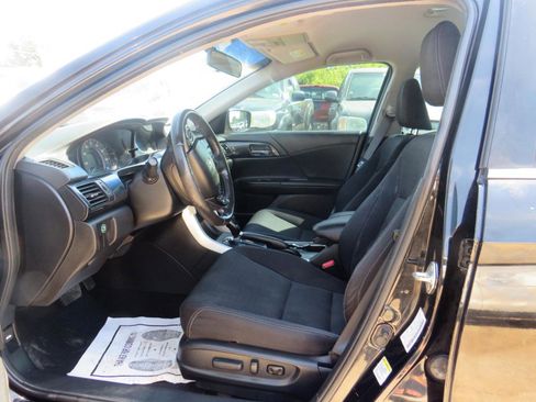 Used 2013 Honda Accord Sport image 10