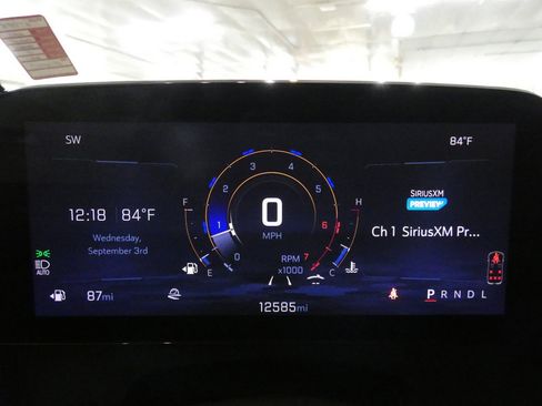 Used 2025 Chevrolet Traverse LT image 16