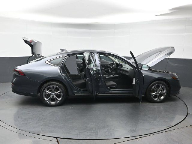 Used 2023 Honda Accord EX image 44