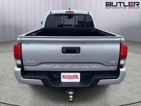 Certified 2023 Toyota Tacoma SR5 w/ Technology Package AWD/4WD image 4