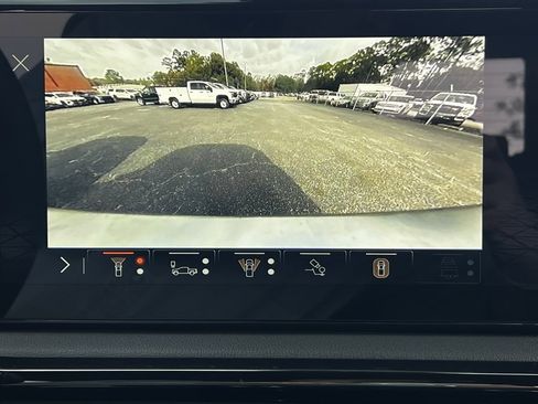 Used 2025 GMC Sierra 1500 AT4 w/ AT4 Premium Package image 40