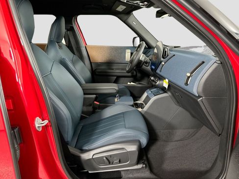 Certified 2025 MINI Cooper Countryman S image 29