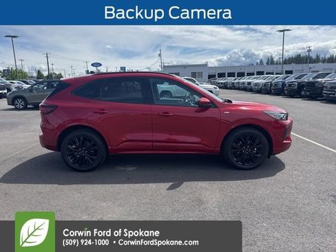 Used 2024 Ford Escape ST-Line Elite w/ Premium Technology Package AWD/4WD image 4