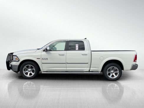 Used 2016 RAM 1500 Laramie w/ Convenience Group AWD/4WD image 2