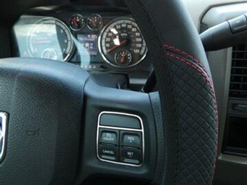 Used 2012 RAM 1500 Express RWD image 28