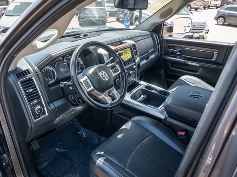 Used 2018 RAM 2500 Laramie w/ Convenience Group image 20