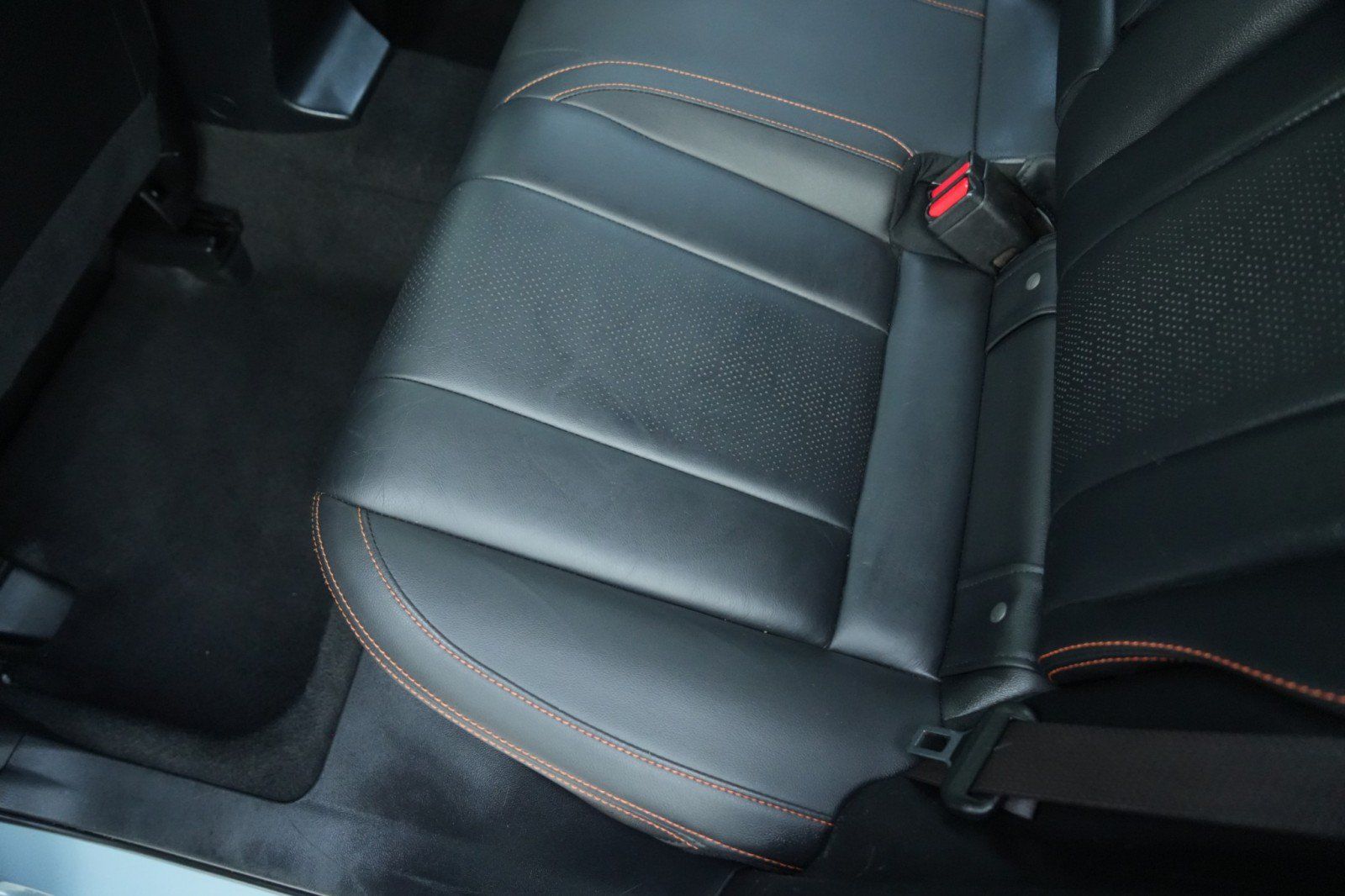 Used 2019 Subaru Crosstrek 2.0i Limited w/ Moonroof Package w/Navigation AWD/4WD image 32