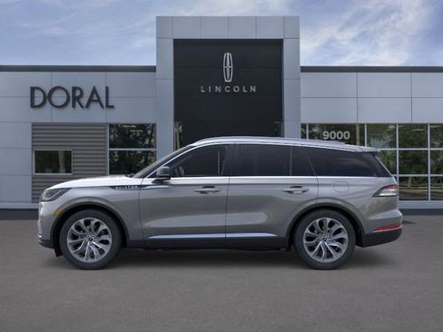 New 2025 Lincoln Aviator Reserve w/ Illumination Package image 3