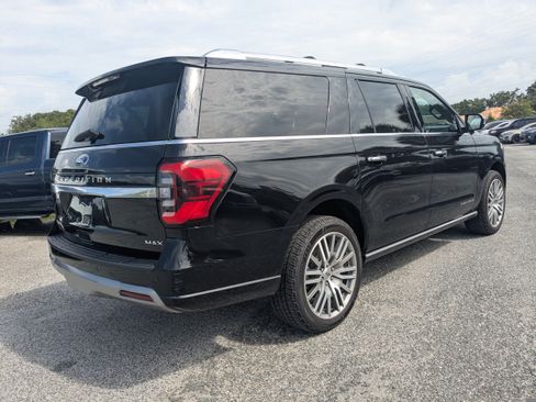 Used 2022 Ford Expedition Max Platinum AWD/4WD image 4