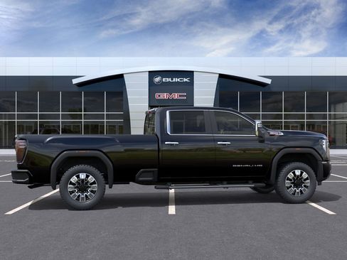 New 2026 GMC Sierra 3500 Denali w/ Denali Reserve Package AWD/4WD image 6