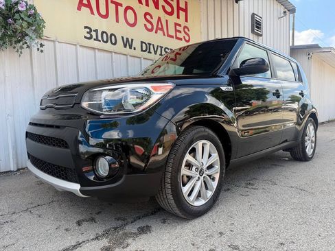 Used 2017 Kia Soul + FWD image 7