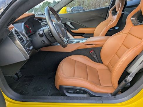 Used 2015 Chevrolet Corvette Z06 w/ 3LZ Preferred Equipment Group image 19