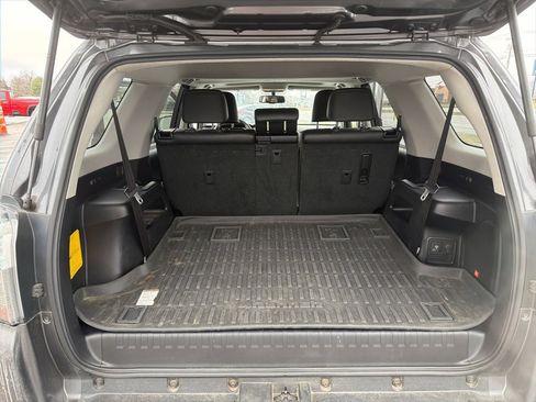 Used 2018 Toyota 4Runner Limited image 9