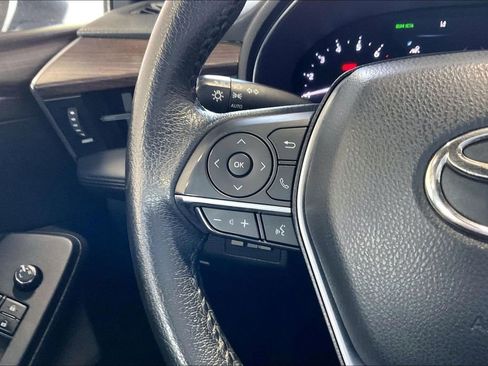 Used 2021 Toyota Avalon XLE FWD image 8