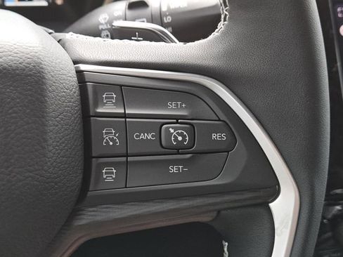 New 2026 Jeep Grand Cherokee L 2WD image 20