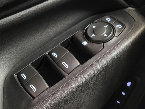 Used 2019 Chevrolet Equinox Premier image 27