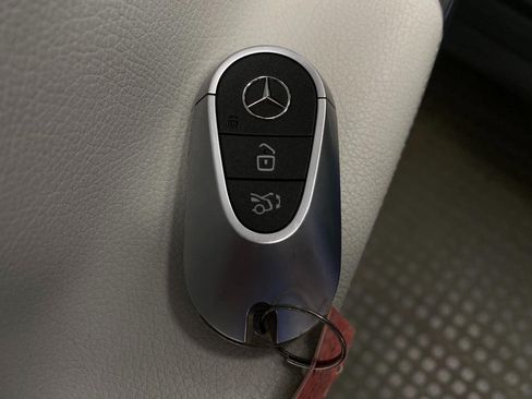 Certified 2023 Mercedes-Benz GLC 300 4MATIC image 65