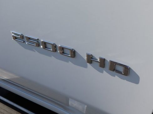 Used 2020 Chevrolet Silverado 2500 High Country w/ Technology Package image 59