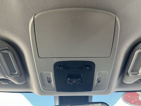 Certified 2023 Toyota Camry SE image 31