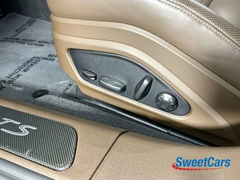 Used 2022 Porsche Panamera GTS image 41