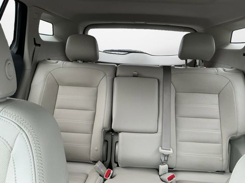 Used 2024 GMC Terrain Denali image 14