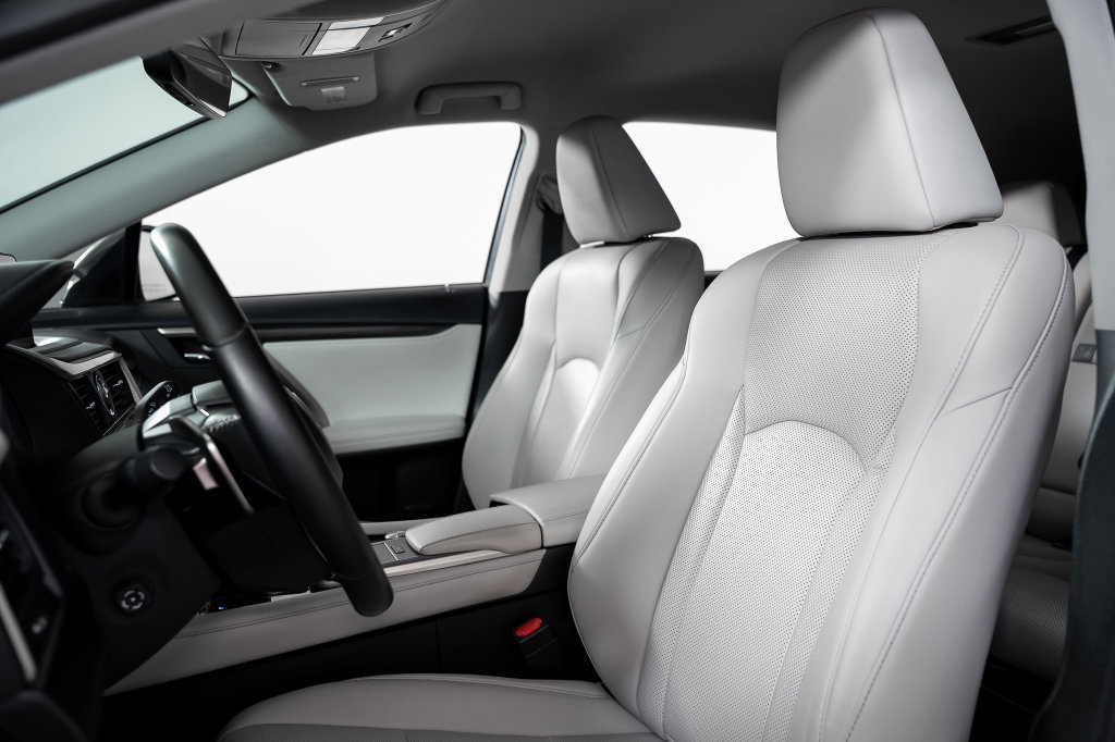 Used 2020 Lexus RX 350 FWD w/ Accessory Package image 19