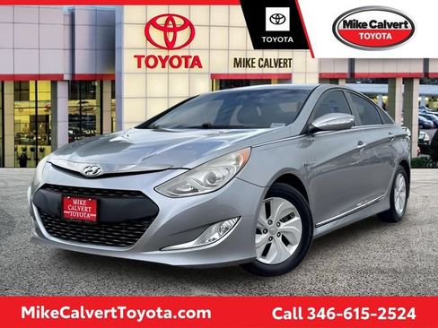 Used 2014 Hyundai Sonata Hybrid FWD image 1