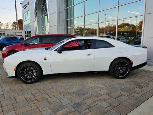 New 2026 Dodge Charger Scat Pack w/ Blacktop Package image 4