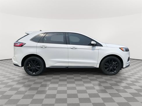 Used 2022 Ford Edge ST-Line w/ Cargo Accessory Package image 8