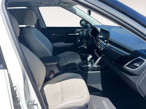 Used 2021 Kia Seltos EX AWD/4WD image 15