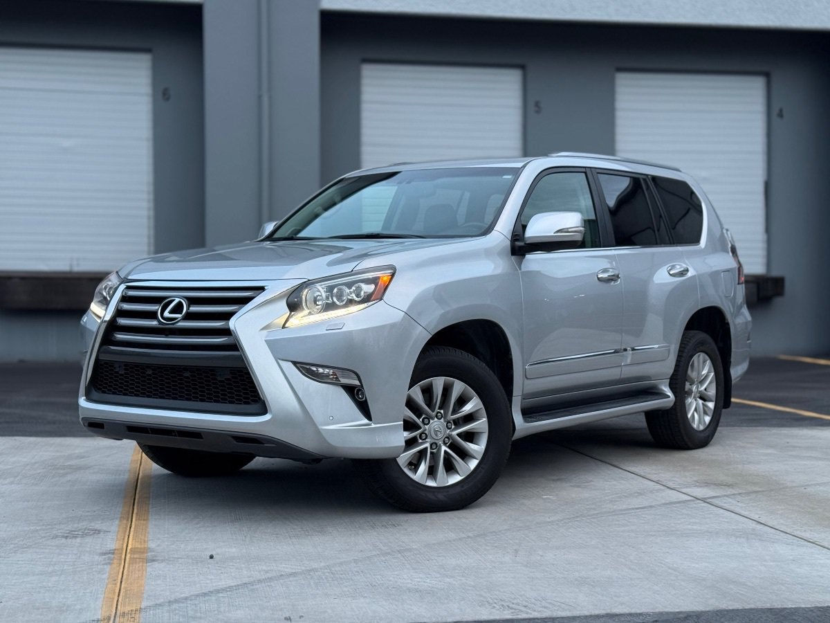 Used 2018 Lexus GX 460 Premium w/ Premium Package AWD/4WD image 8