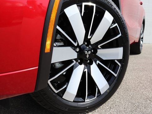 New 2025 Mitsubishi Outlander SEL image 6