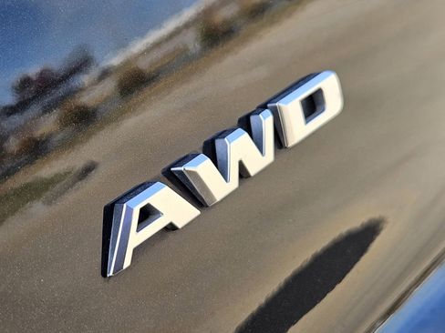 Certified 2023 Cadillac XT4 Sport AWD/4WD image 14