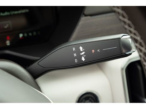 New 2026 GMC Acadia Denali FWD image 22