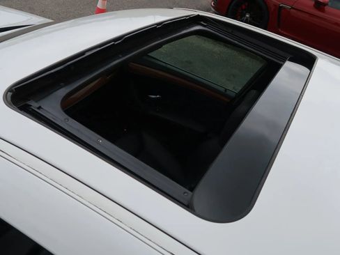 Used 2008 BMW M5 RWD image 48