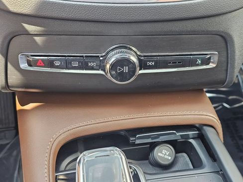 Used 2022 Volvo XC90 T8 Inscription AWD/4WD image 34