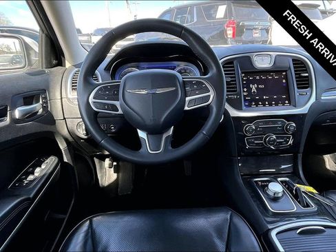Used 2023 Chrysler 300 Touring L w/ Comfort Group AWD/4WD image 11