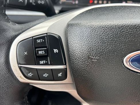Certified 2023 Ford Explorer XLT w/ Equipment Group 202A AWD/4WD image 27