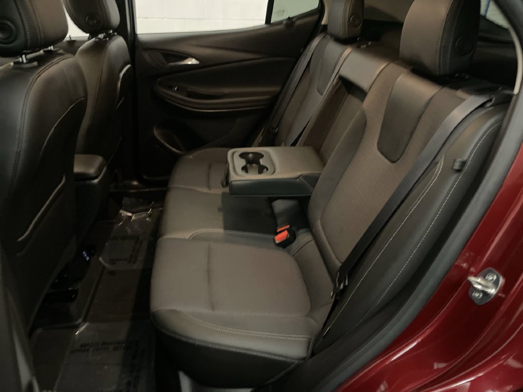 Used 2023 Buick Encore GX Select FWD image 17